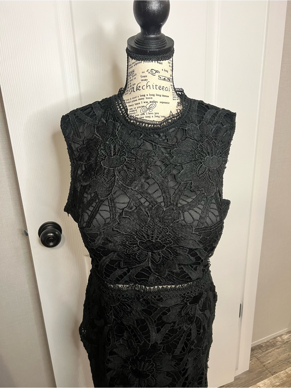 Sleeveless Black Floral Lace Midi Dress